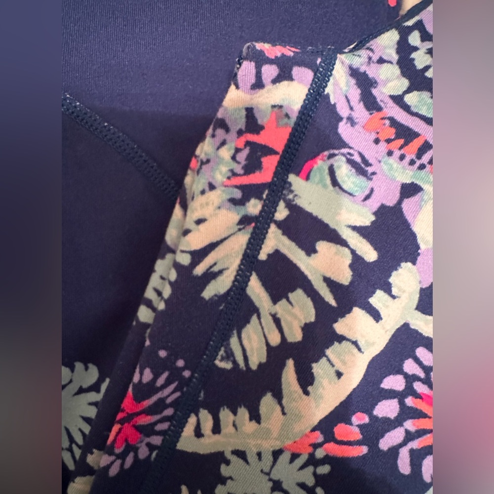 Lilly Pulitzer Luxletic leggings - Picture 5 of 9